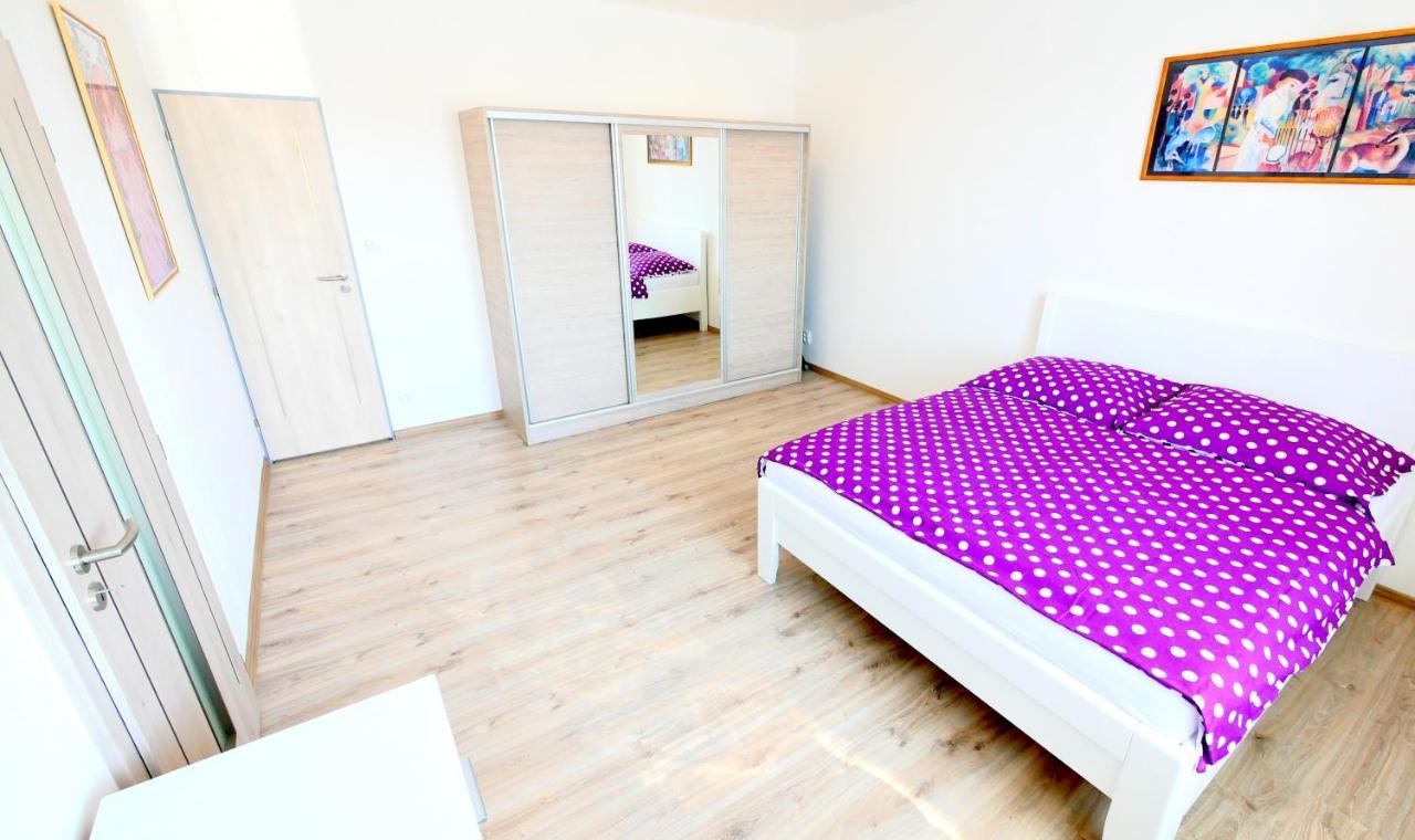 Apartment U Louckeho Klastera 2 Kk *